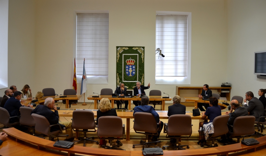 Unha delegación do Círculo de Empresarios de Galicia visita o Parlamento